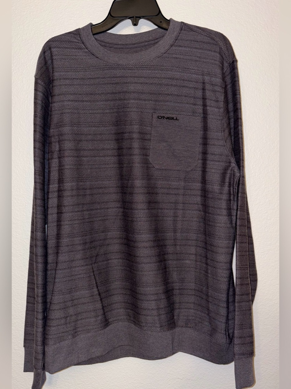NWT O’Neill Mens XL Grey Striped Long Sleeve Pocket Crewneck Sweatshirt Bavaro
